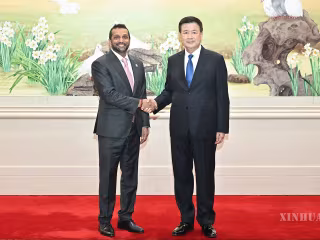 ဝမ်ရှောင်ဟုန်နှင့် အမေရိကန် ဖက်ဒရယ် စုံစမ်းစစ်ဆေးရေးဗျူရို (FBI) ညွှန်ကြားရေးမှူး Kash Patel တွေ့ဆုံဆွေးနွေး